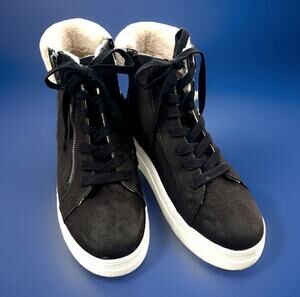 MIA Black Faux Suede Faux Fur Lined High Top Sneakers Women's Size 7.5